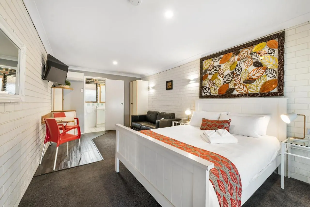 Esk Wivenhoe Motor Inn 4*,  Australia